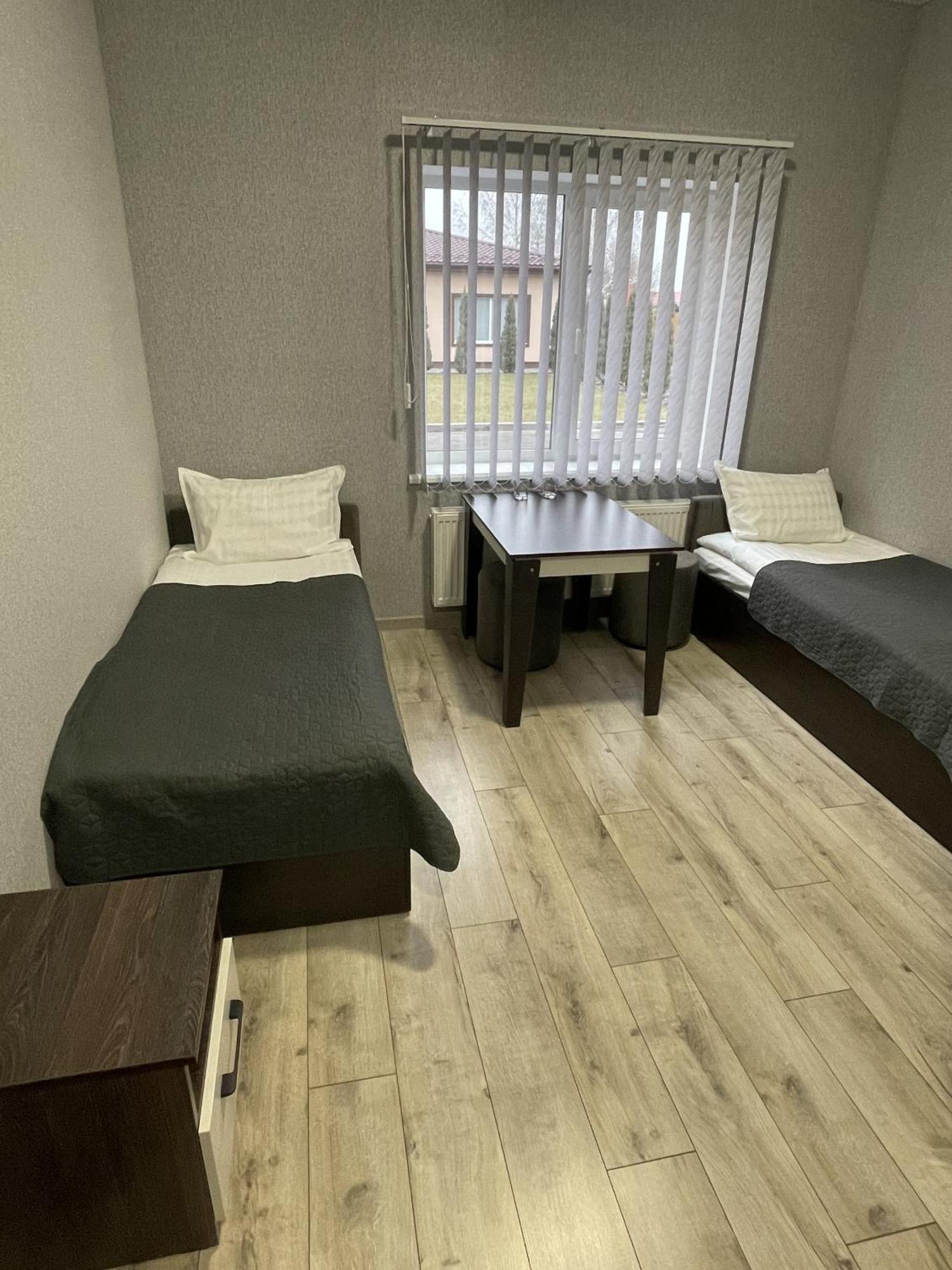 Ні Пуху, Ні Пера! Hotell Reshetylivka Exteriör bild