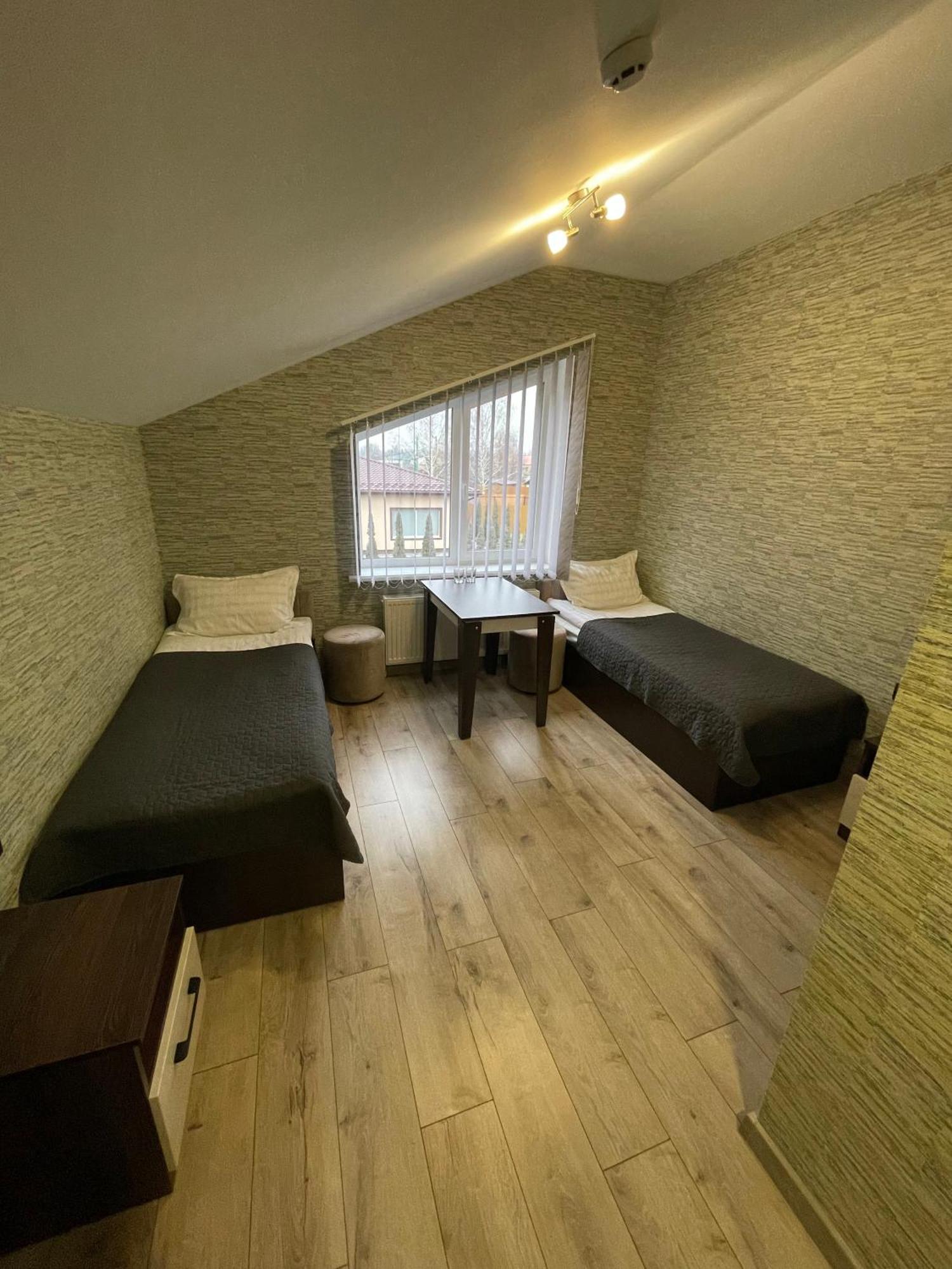 Ні Пуху, Ні Пера! Hotell Reshetylivka Exteriör bild